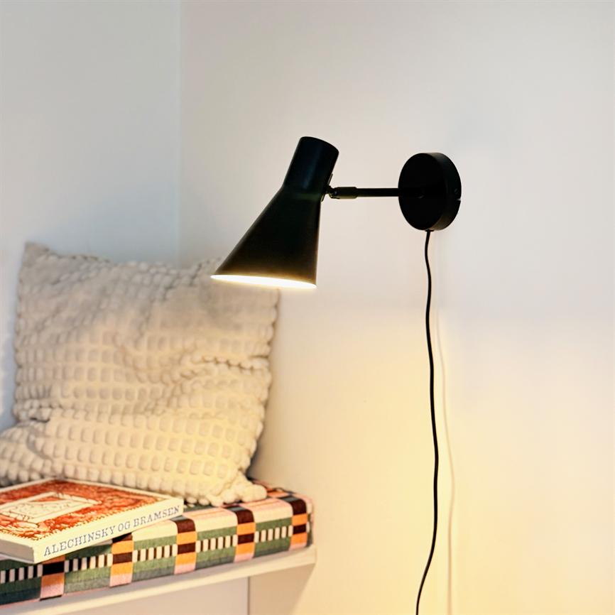 DL12 Wall light - Black – Dyberg Larsen