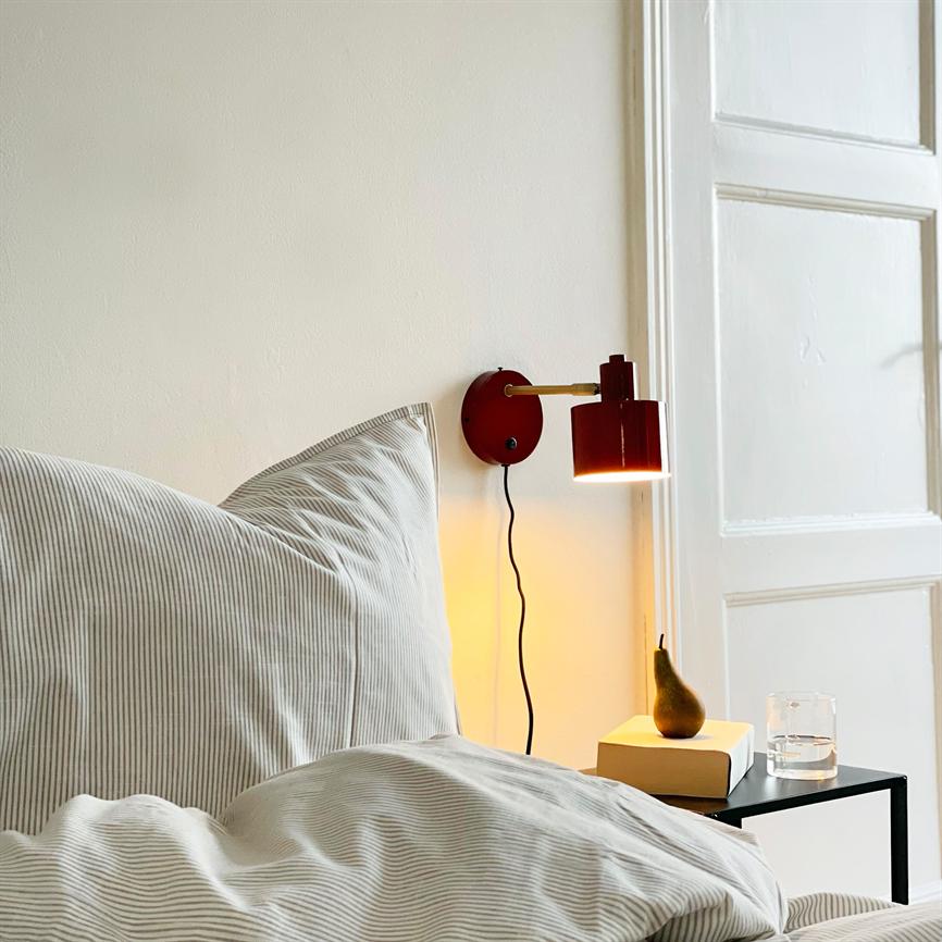 Ocean Wall Light - Dark Red/Brass – Dyberg Larsen