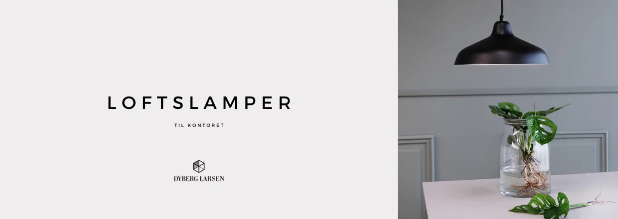 Indret med loftslamper til kontoret