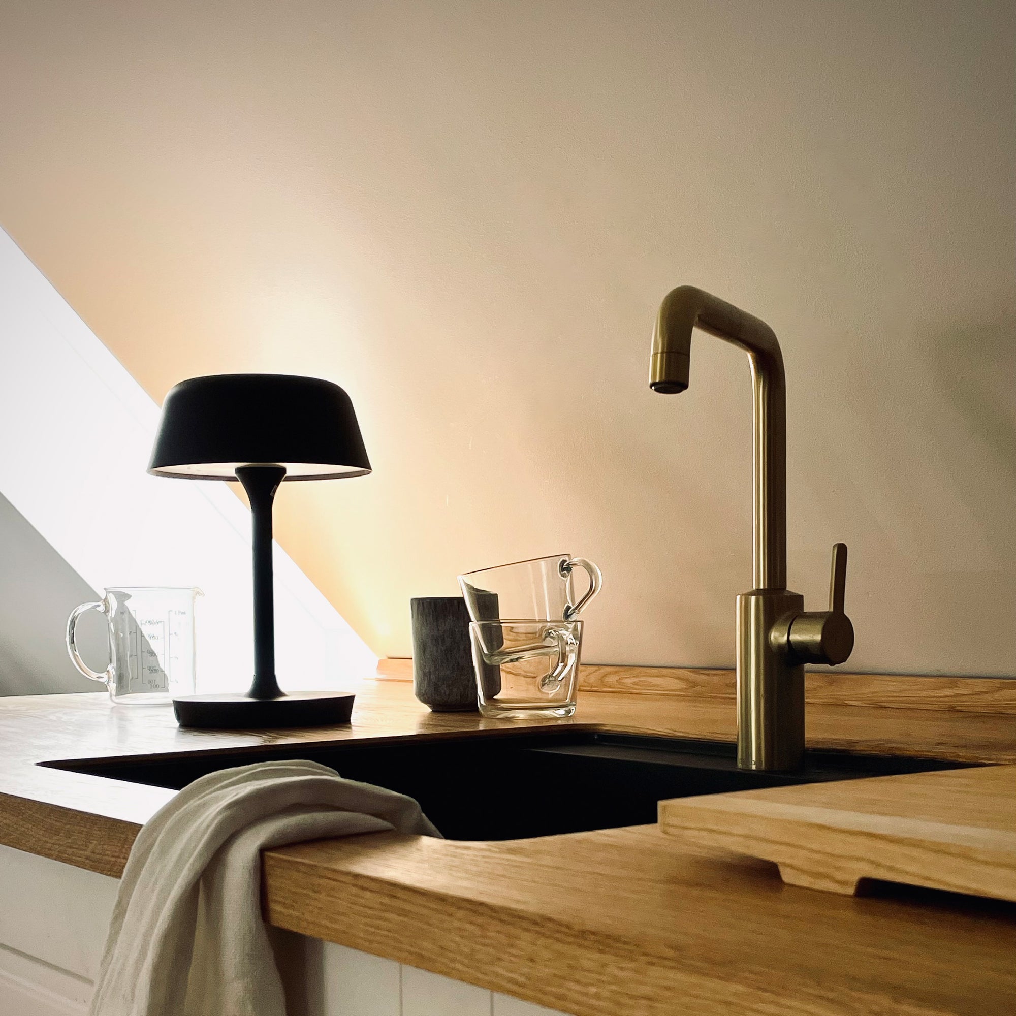 Valencia LED Rechargeable Table Lamp - Black