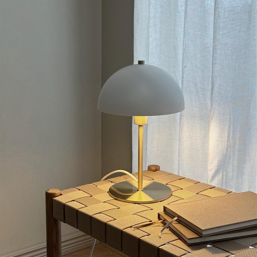 Malmø Bordlampe - Hvid/Messing