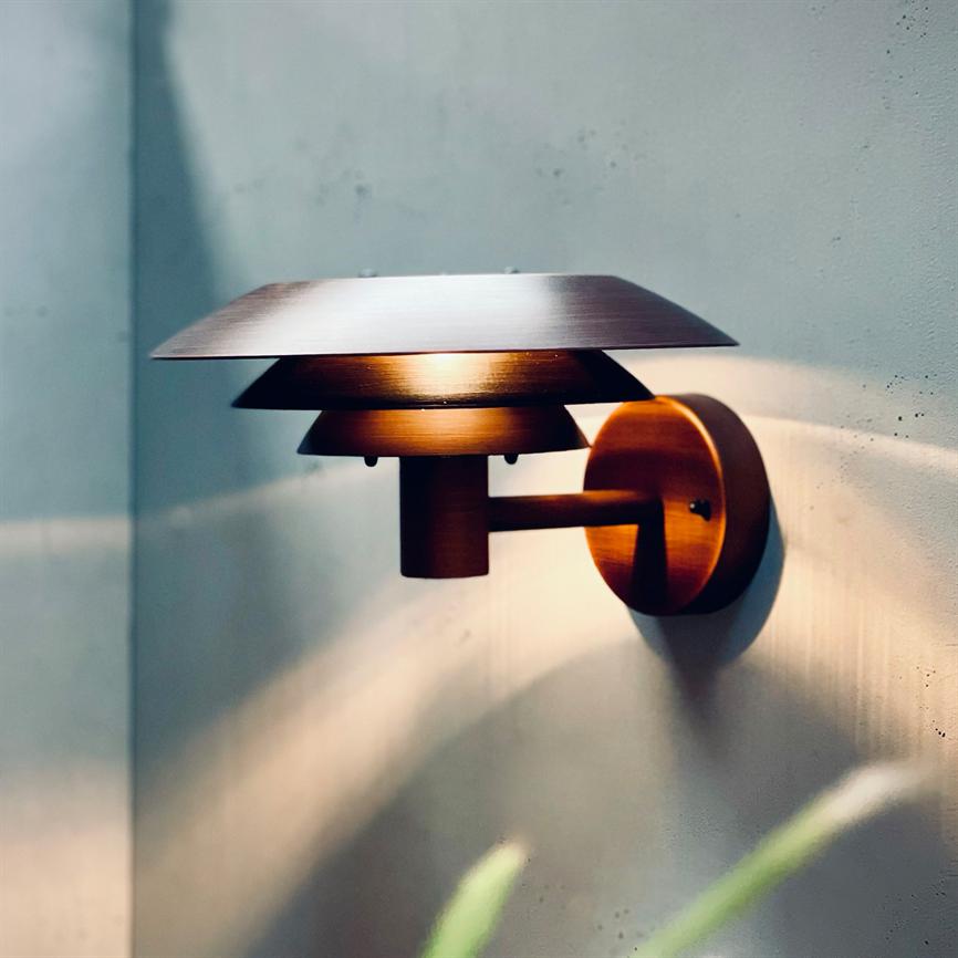 DL25 Outdoor Wall Lamp Antique Look - Brushed Copper – Dyberg Larsen