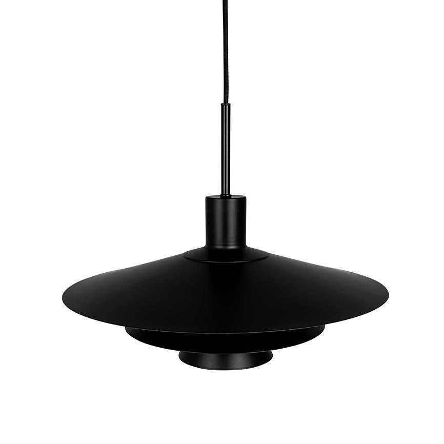 Black pendant lamp hangs from a thin cord; wide, flat round screen with layered circular plates and cylindrical socket, shown against neutral white background.