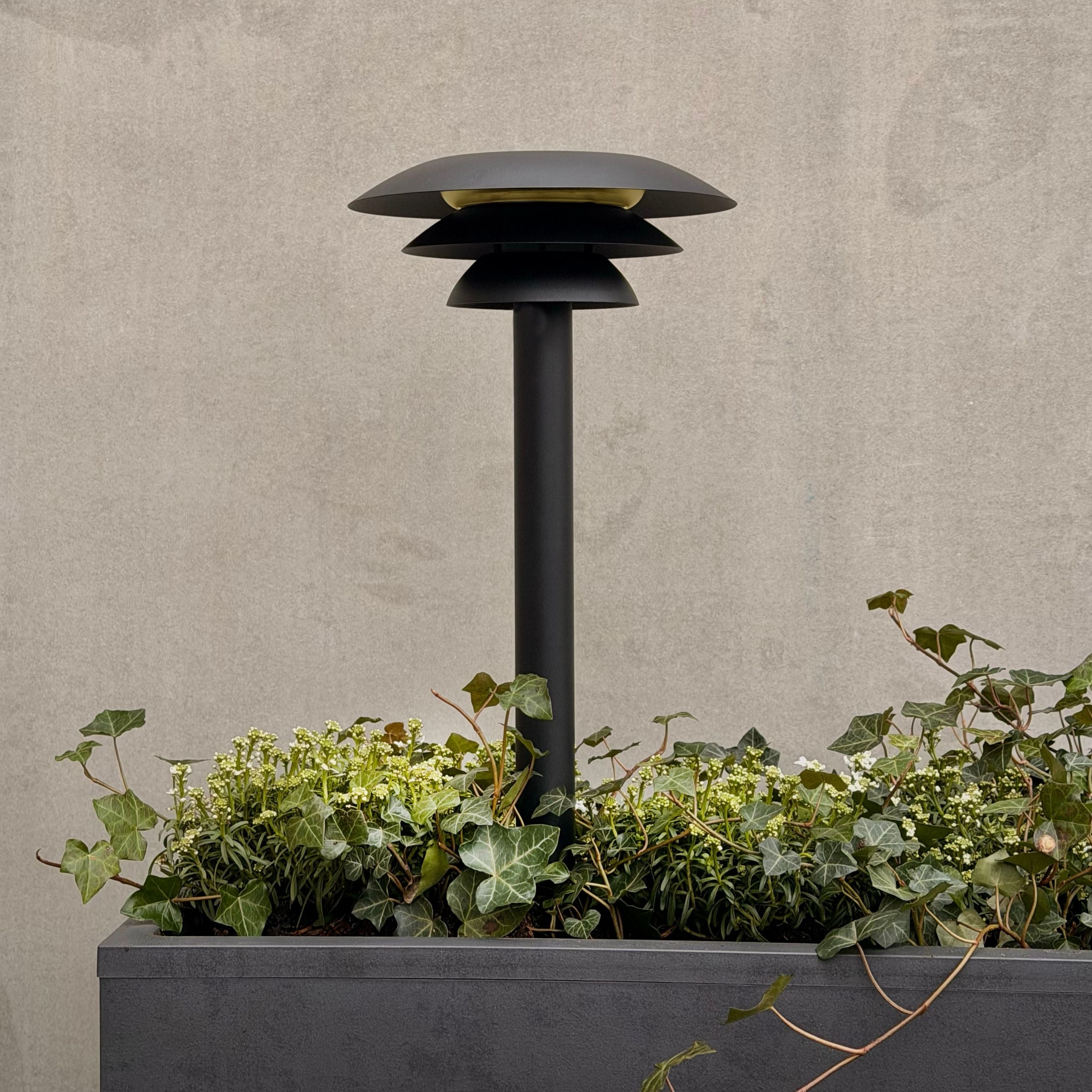 DL25 Solar Outdoor path lamp – Dyberg Larsen