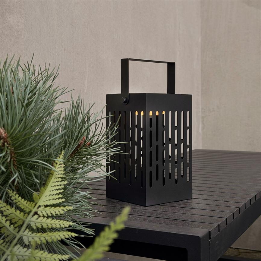 Luma Solar Lantern - Black – Dyberg Larsen