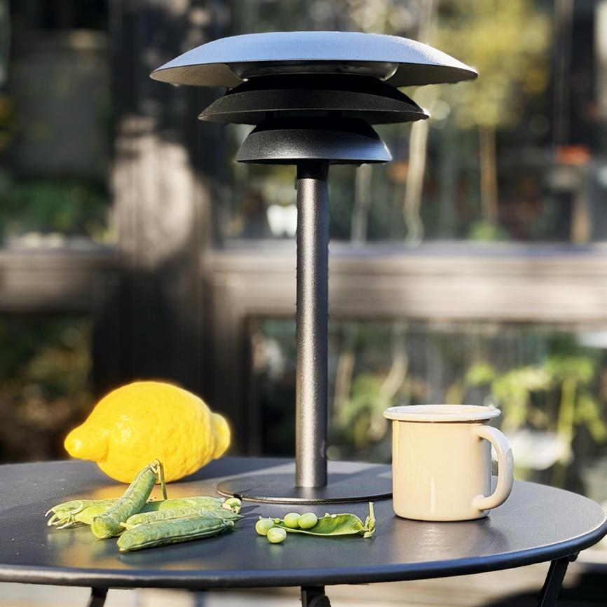 DL25 Solar Outdoor Table Lamp