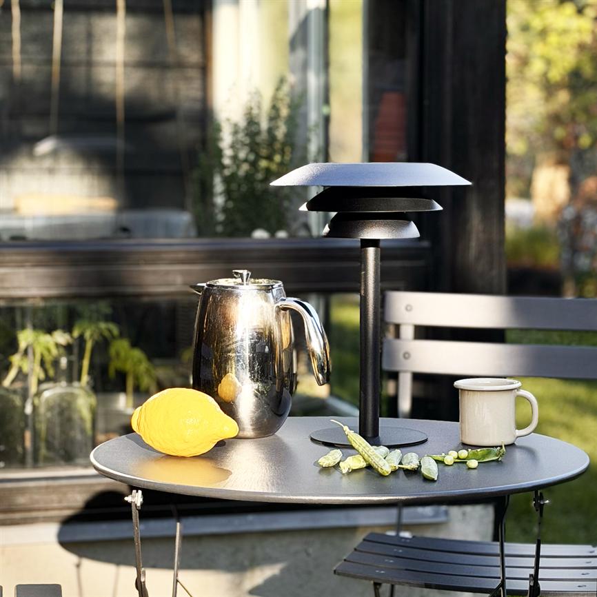 DL25 Solar Outdoor Table Lamp