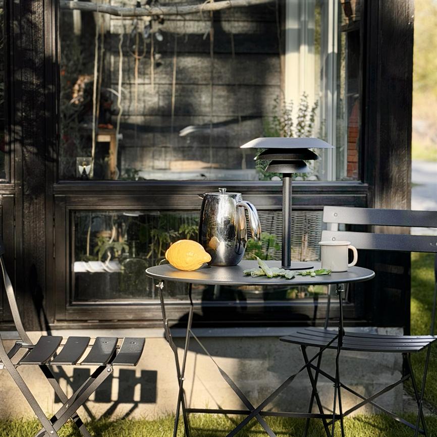 DL25 Solar Outdoor Table Lamp