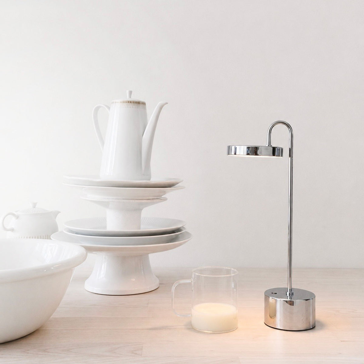 Moovelight Table Lamp With Wireless Charger - Chrome